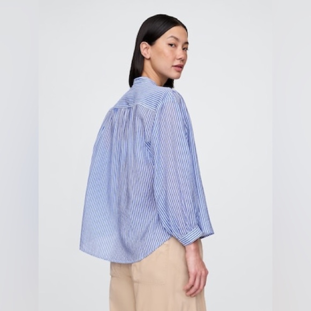 GAP Sheer Button-Front Shirt - Picture 3 of 6